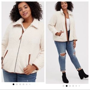 NWT! Torrid ZIP FRONT JACKET - FAUX SHEARLING CONTRAST TRIM IVORY